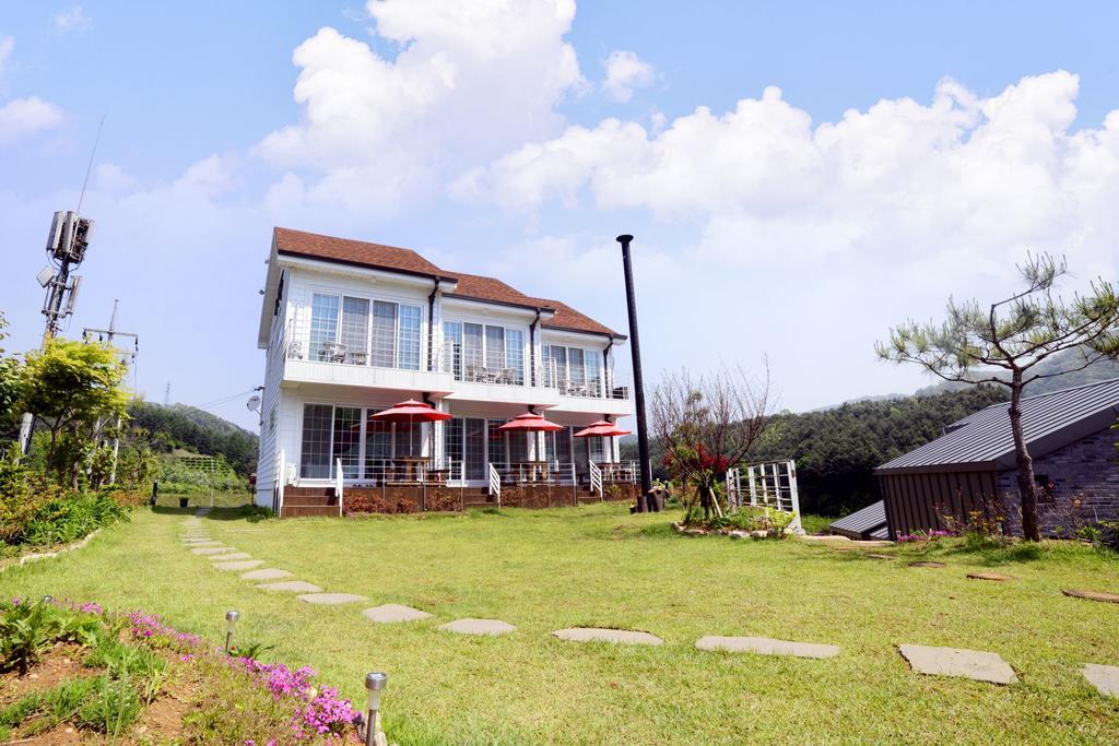 Walking Sky Pension Gapyeong Εξωτερικό φωτογραφία